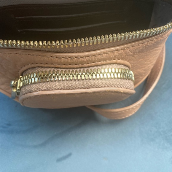 Alexander Wang Dumbo Fanny Pack in Light Pink - Picture 6 of 7